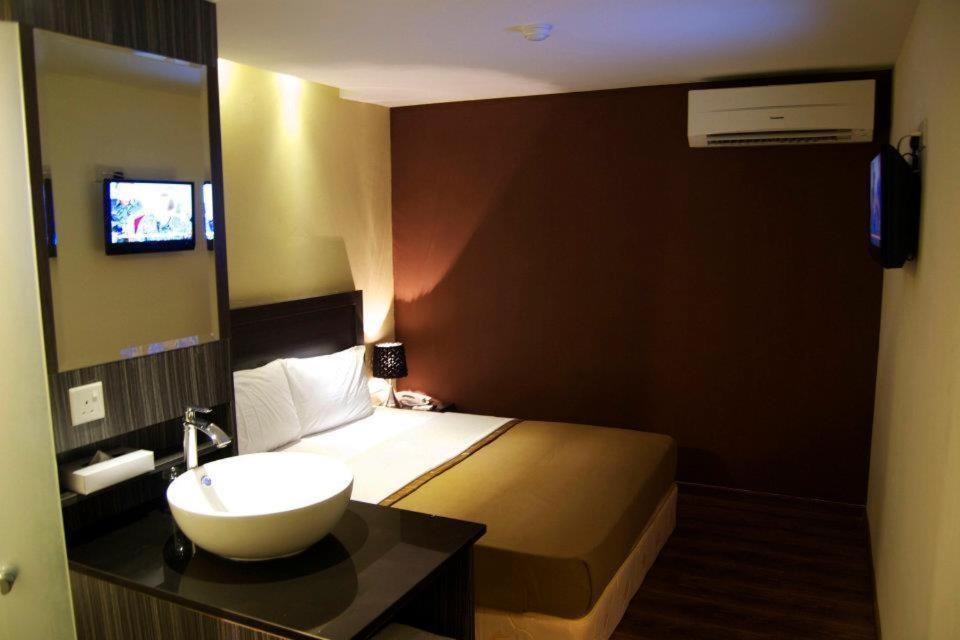 Zotel Business & Leisure Hotel クチン 部屋 写真
